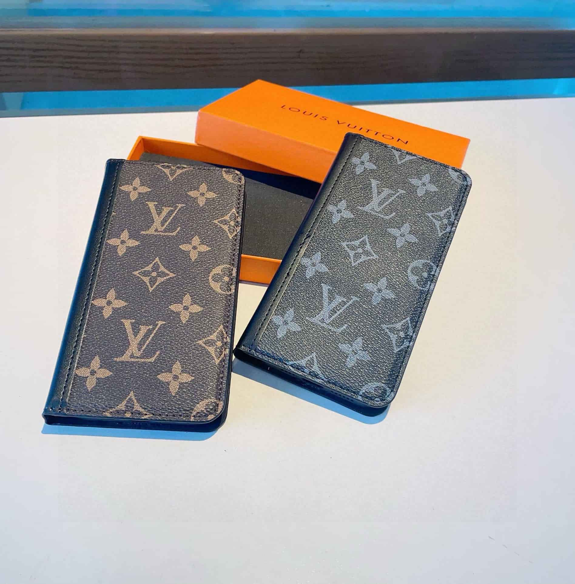 LOUIS VUITTON iPhone Case Classic Monogram motif with cover & bank card ID card bag