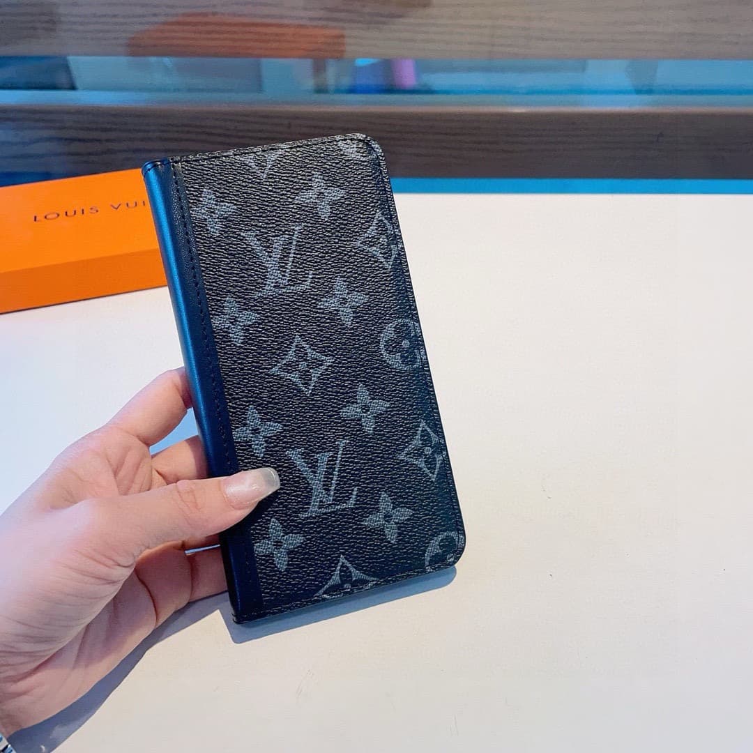 LOUIS VUITTON iPhone Case Classic Monogram motif with cover & bank card ID card bag