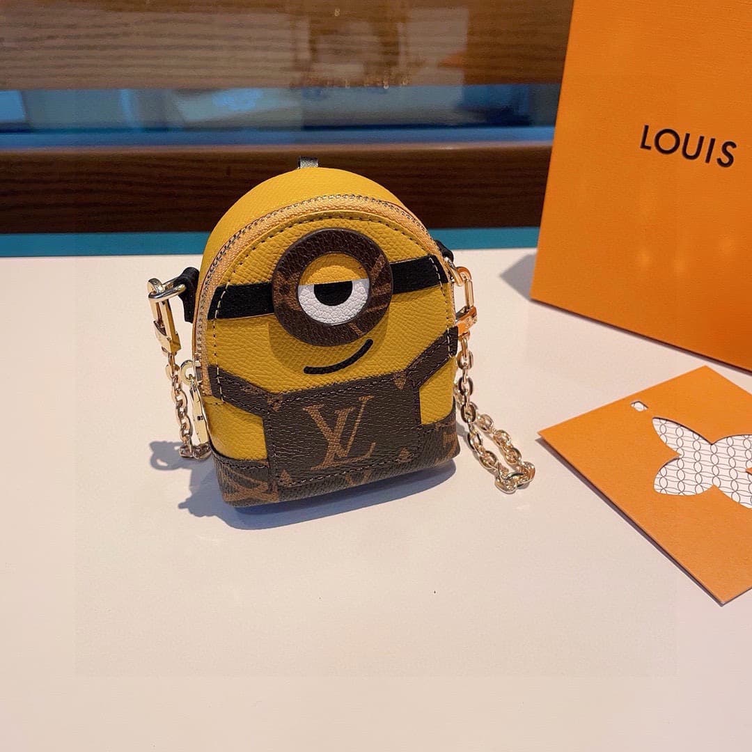 LOUIS VUITTON Minions single eye Minibag for bank card earphones coins key & hanging accessories