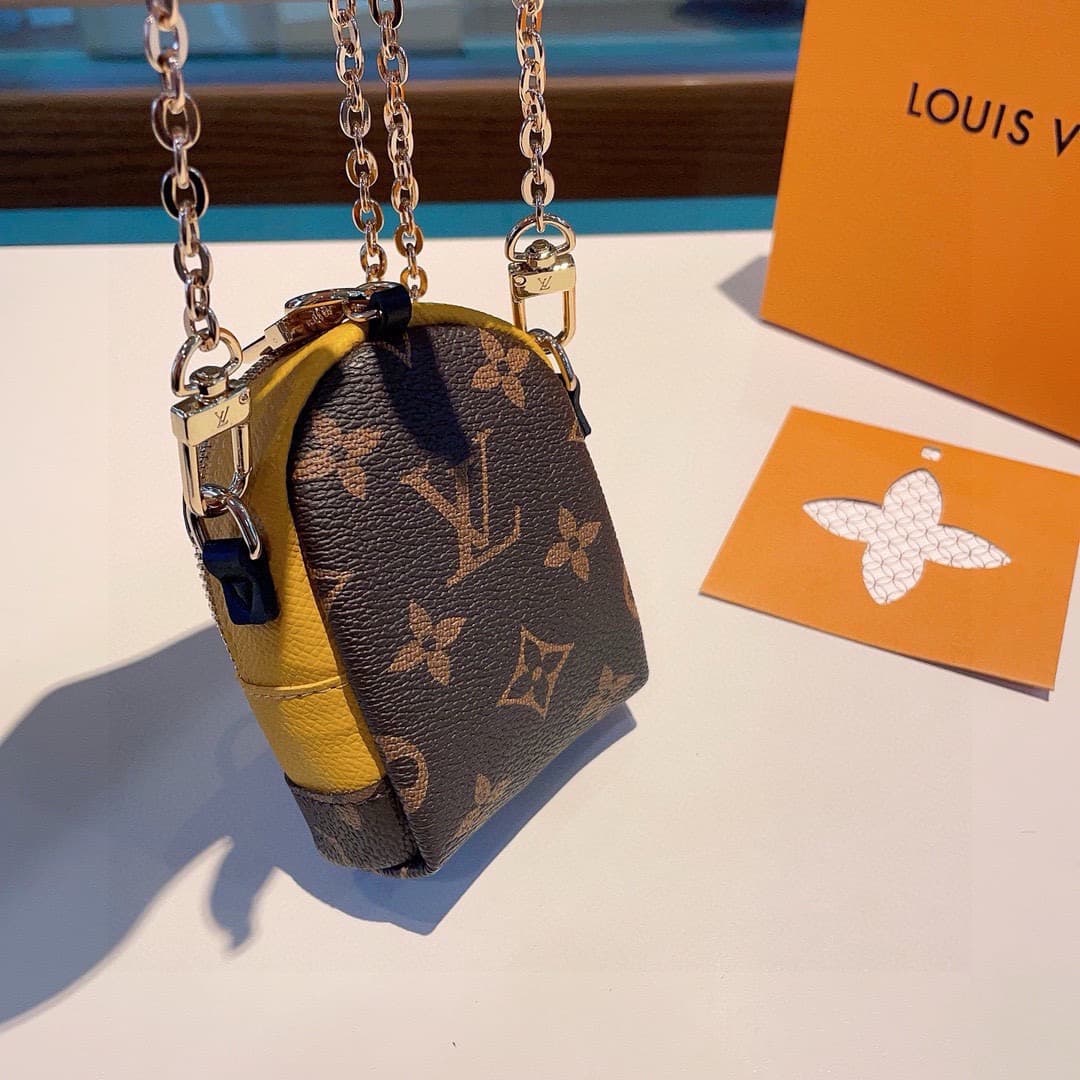 LOUIS VUITTON Minions 2 eyes Minibag for bank card earphones coins key & hanging accessories