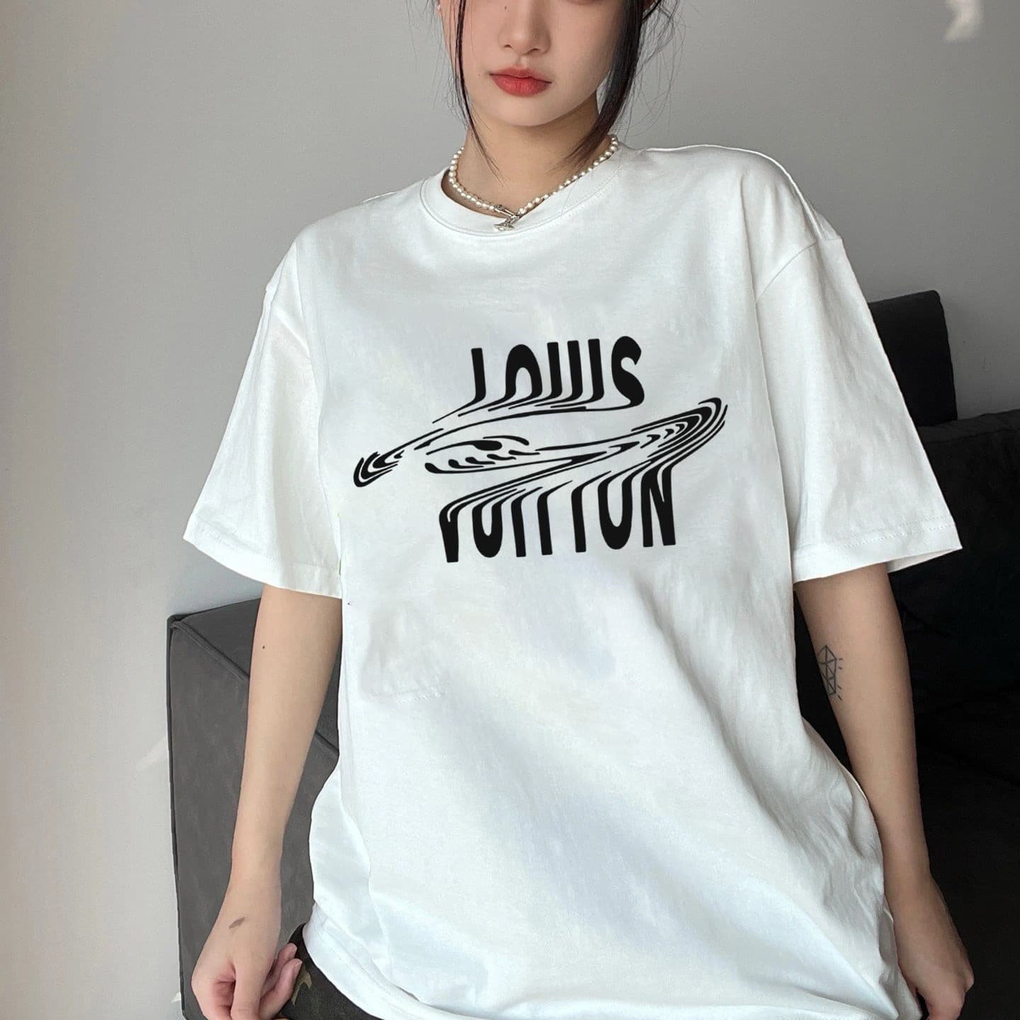 Louis Vuitton T-shirt Unisex Women`s & Men`s New Short Sleeve oversize version loose fit