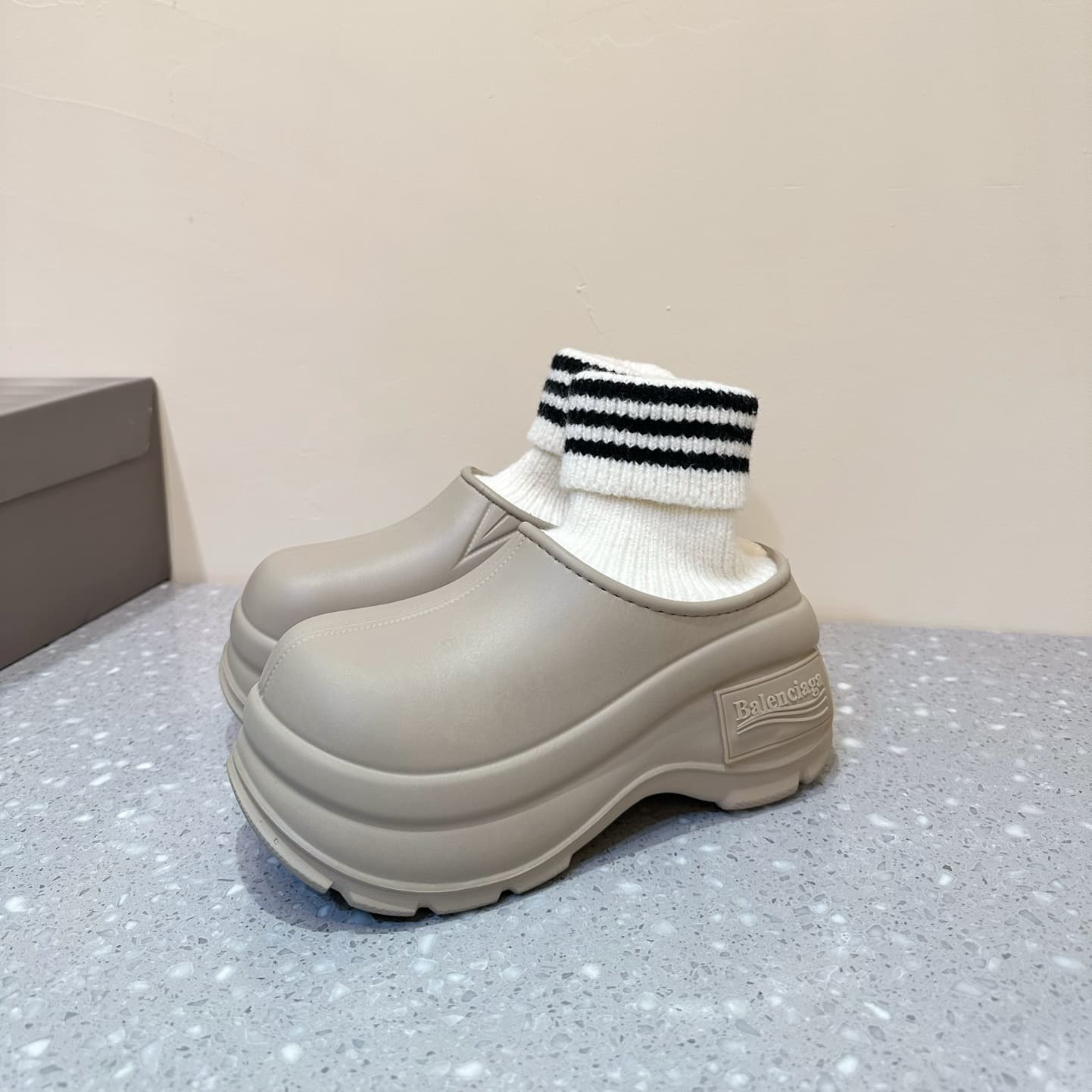 Balenciaga shoes Women‘s Thick Bottom Big Head style