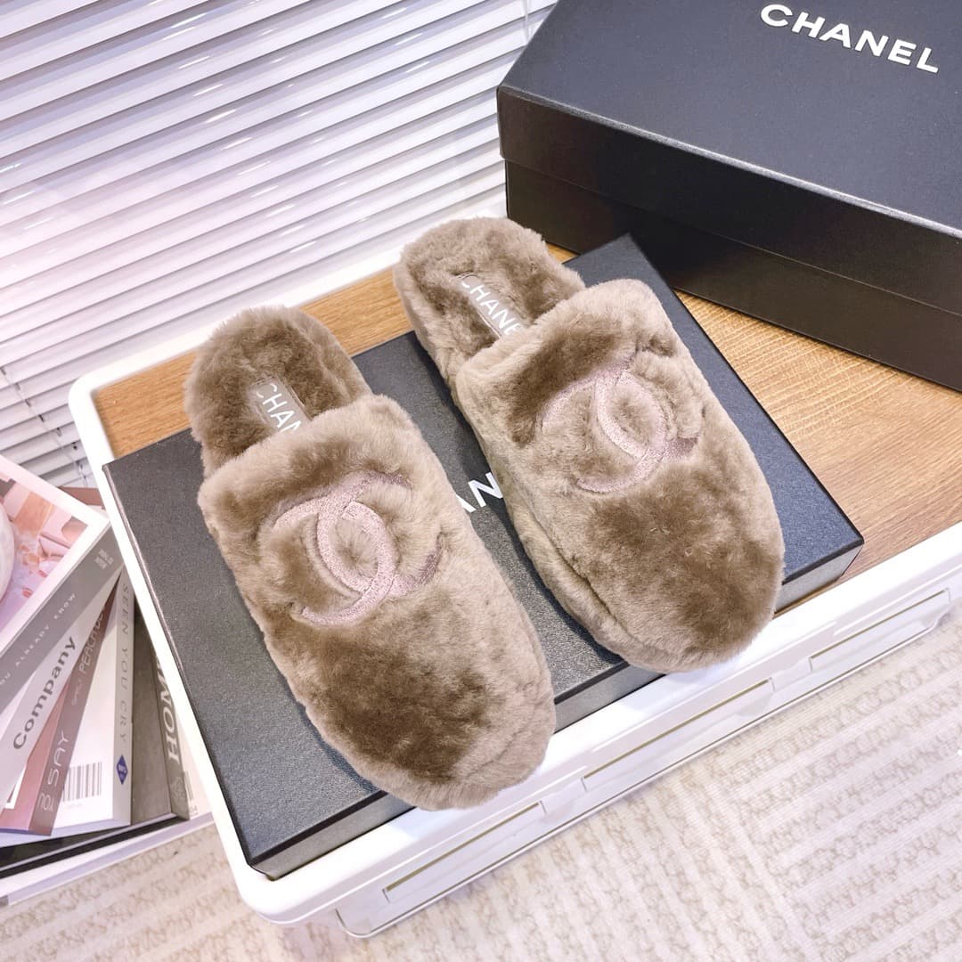 CHANEL Shoes Women's wool slippers top quality