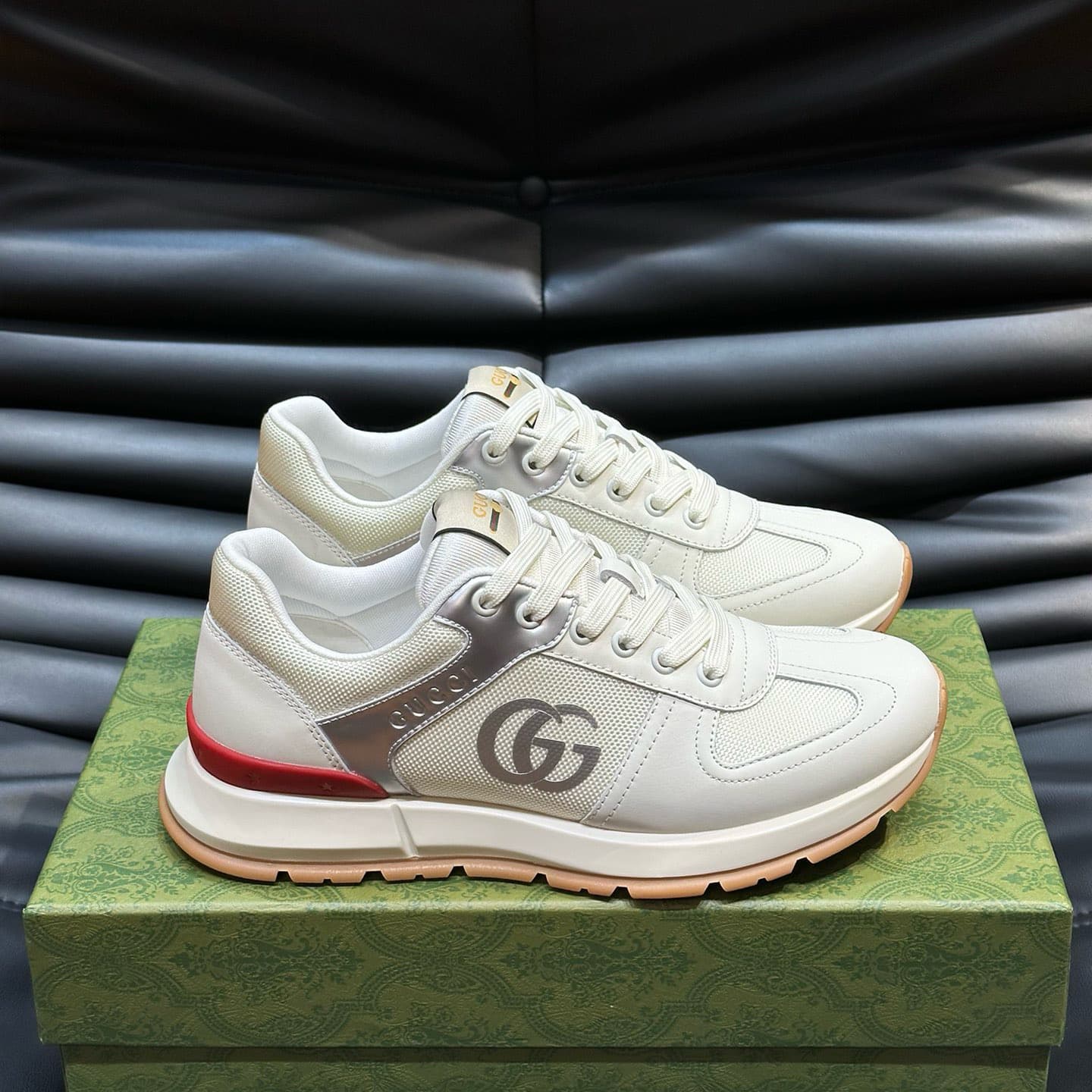 GUCCI Shoes Men's Lightweight Comfort Magazine-Featured  Good Quality