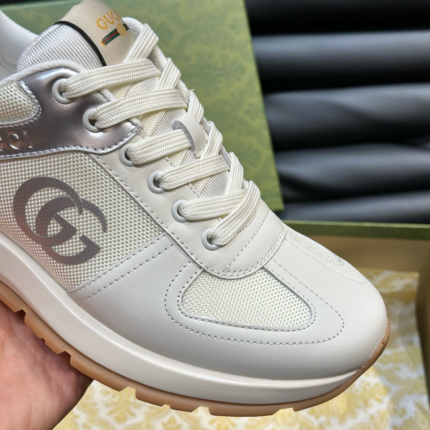 GUCCI Shoes Men's Lightweight Comfort Magazine-Featured  Good Quality