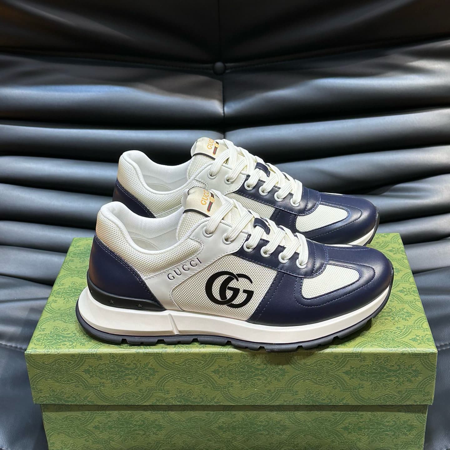 GUCCI Shoes Men's Lightweight Comfort Magazine-Featured  Good Quality