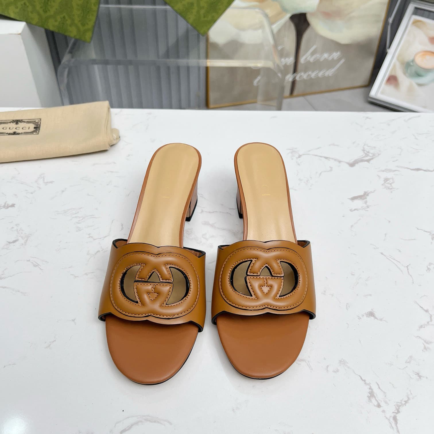 GUCCI shoes Women‘s middle heel slippers LOGO pattern brown