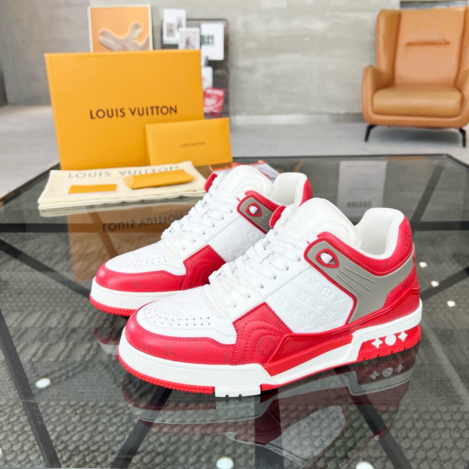 Louis Vuitton Shoes Men's Lightweight Comfort Magazine-Featured  Good Quality