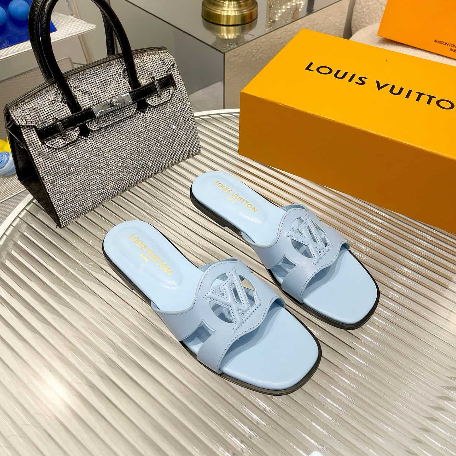 Louis Vuitton shoes Women‘s Flat slippers LOGO pattern blue