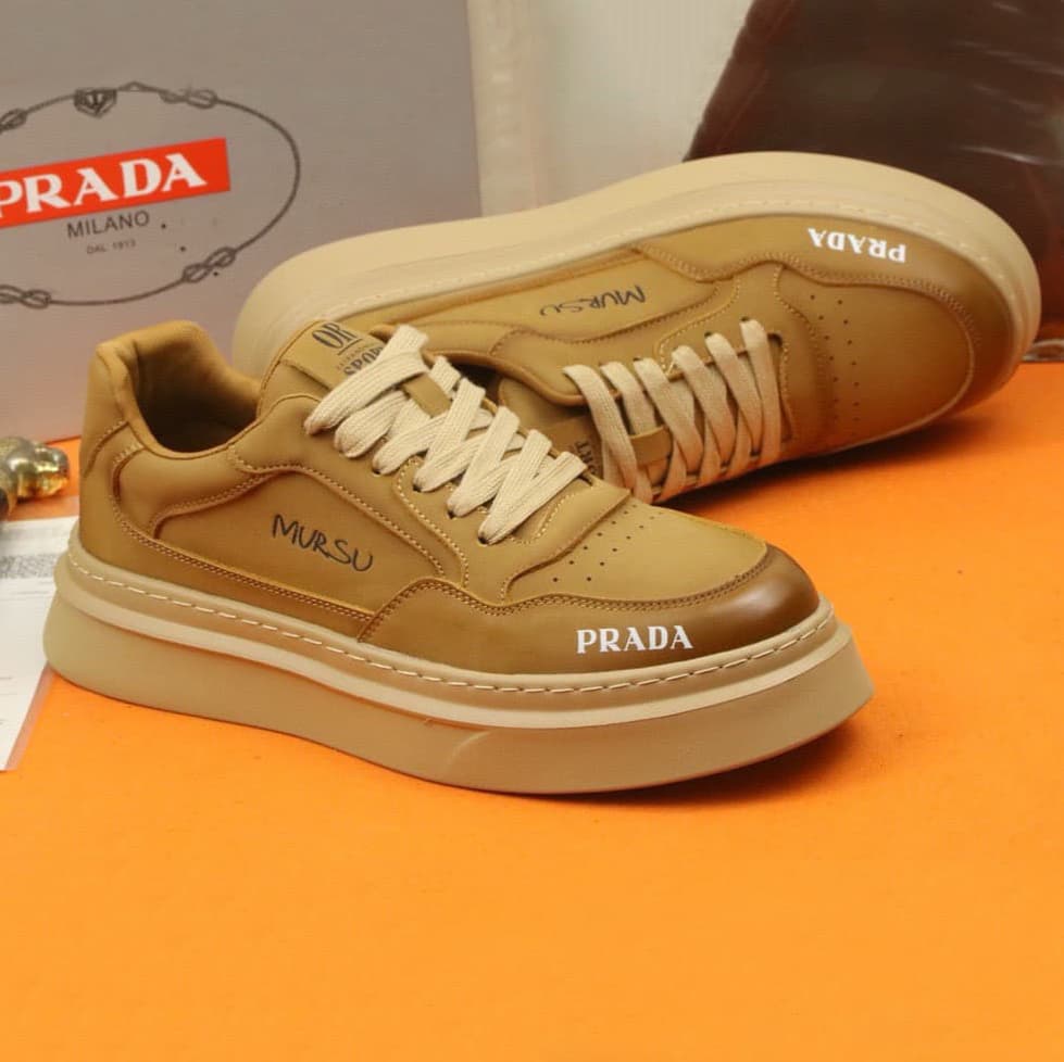 PRADA Shoes Men's New Collection Cowhide Lightweight Comfort Magazine-Featured Impeccable Craftsmanship